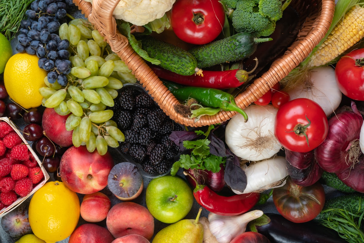 Nutritious meal showcasing sustained energy foods